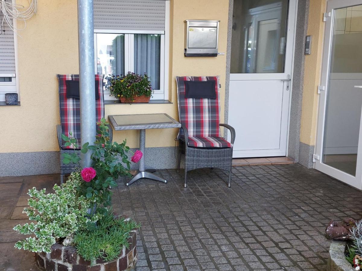 Dina * Haslach im Kinzigtal